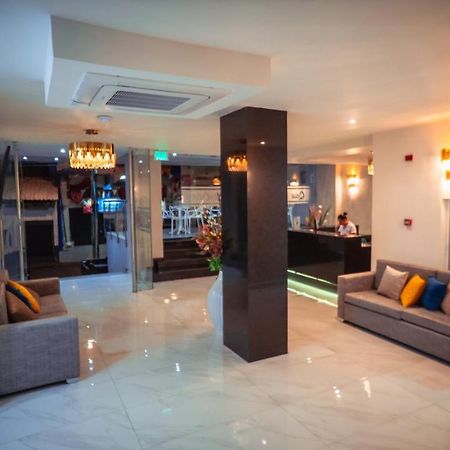 Hotel Qatar Cali Bagian luar foto