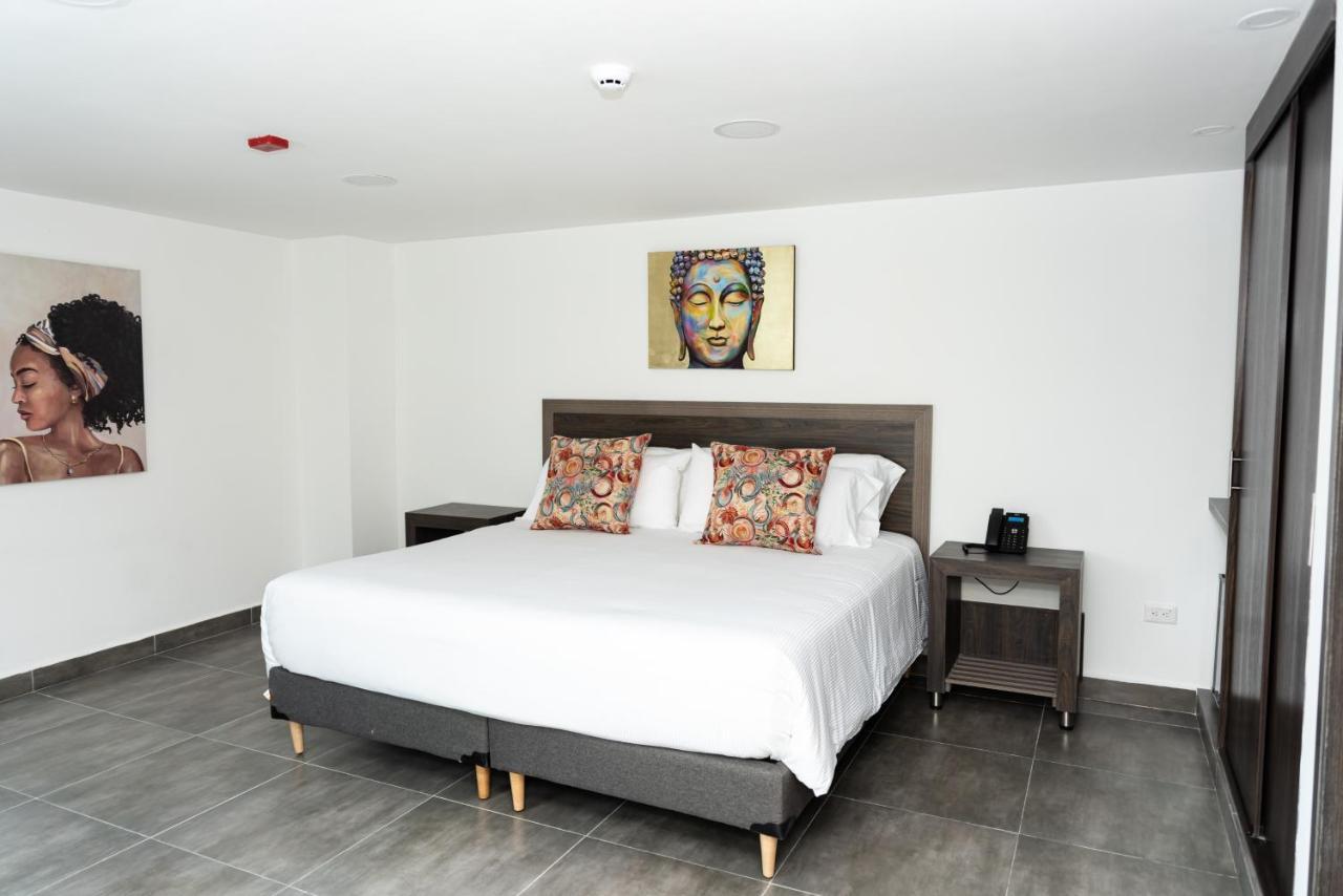 Hotel Qatar Cali Bagian luar foto