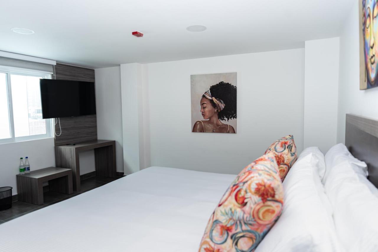 Hotel Qatar Cali Bagian luar foto