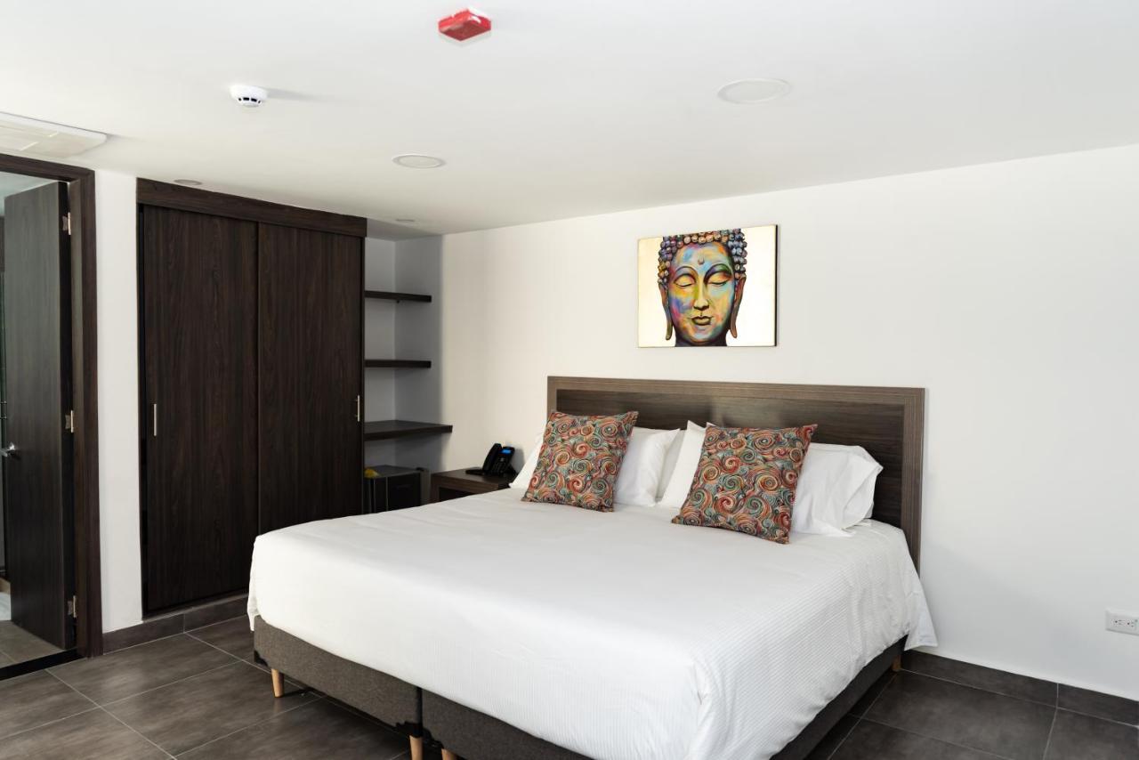 Hotel Qatar Cali Bagian luar foto